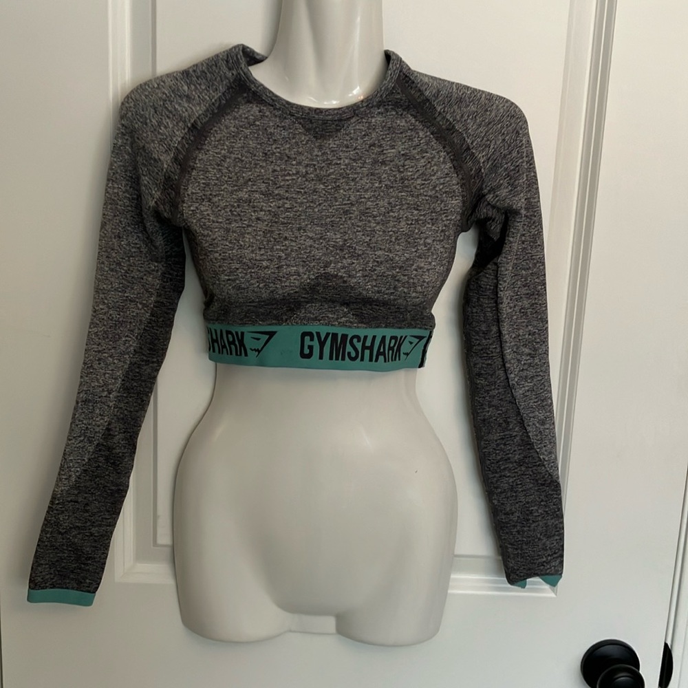 Gymshark dry moisture management crop workout top